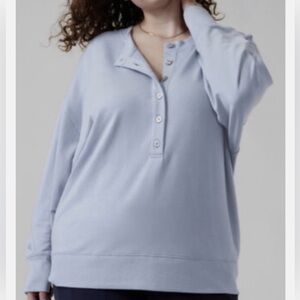 Athleta Balance Henley Large Soft Light Blue